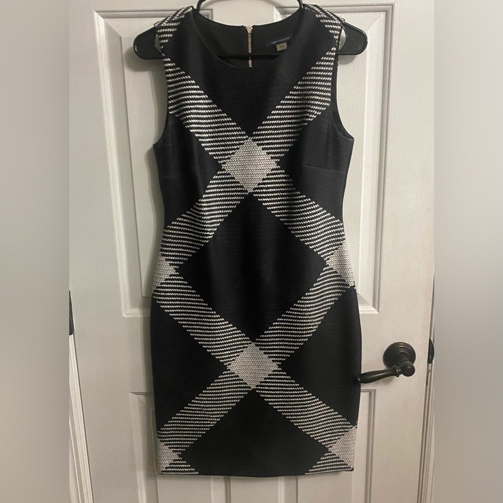 Tommy Hilfiger Black and White Geometric Midi Dress